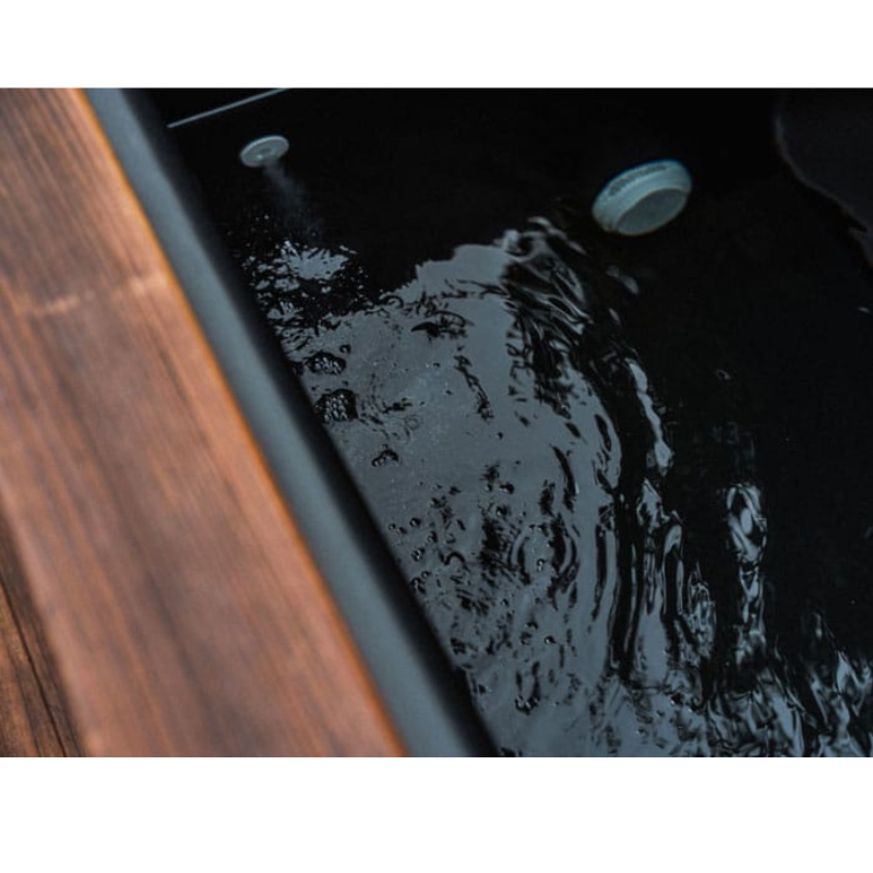 Kooru 1-Person Redwood Cold Plunge Tub | Chiller + Ozone System