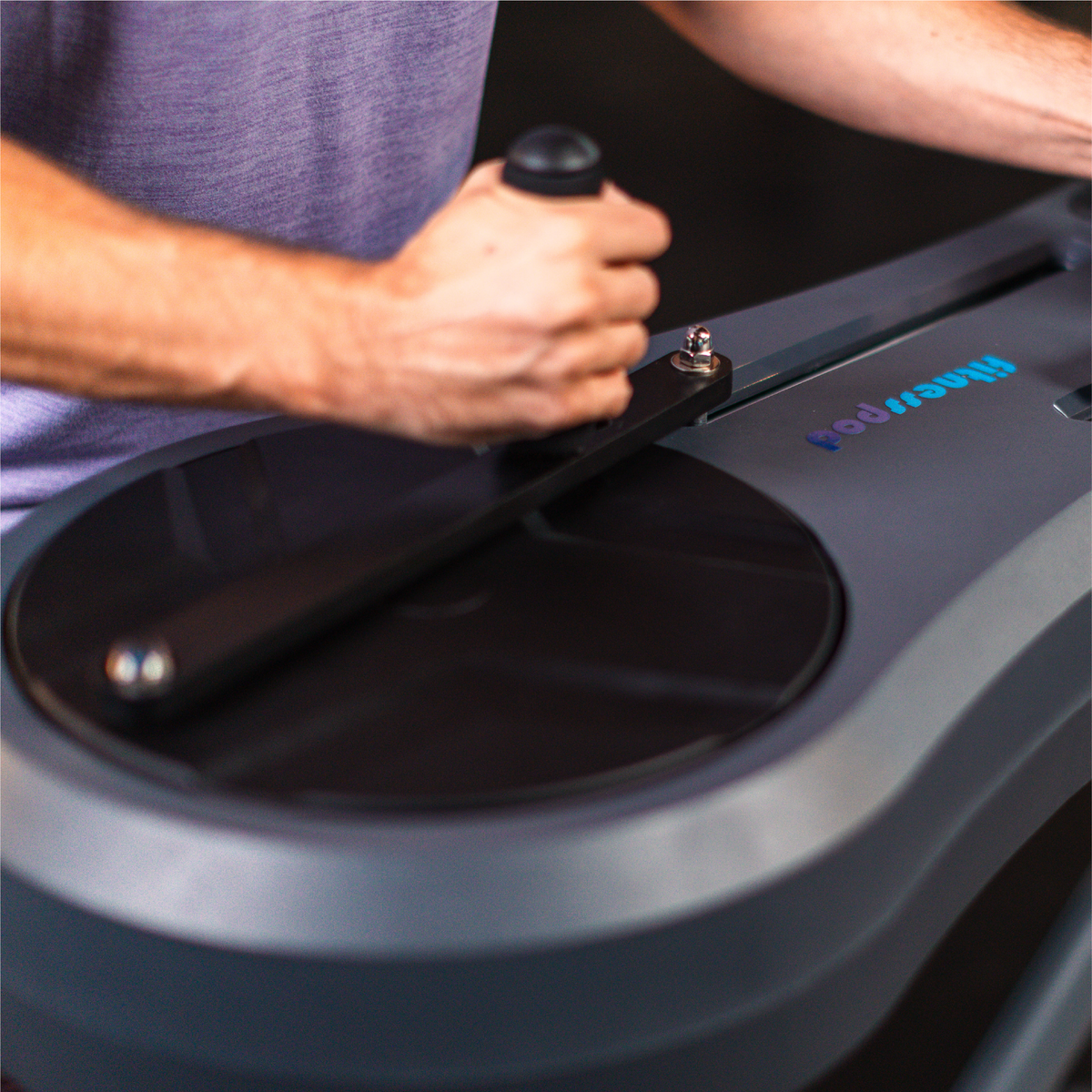 Double-Hoop full-body resistance studio with x-Stand