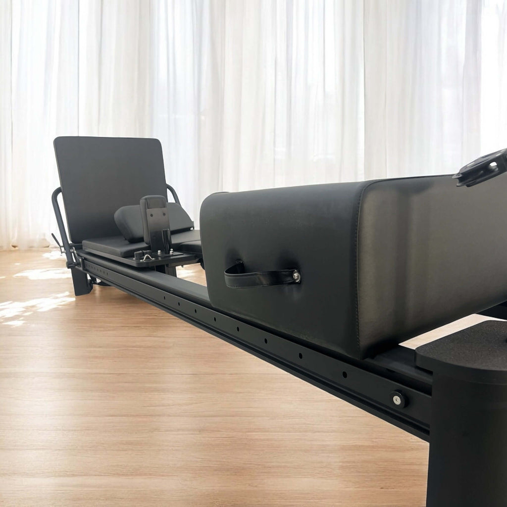 Full Track Queen Studio Pilates Reformer footbar detail