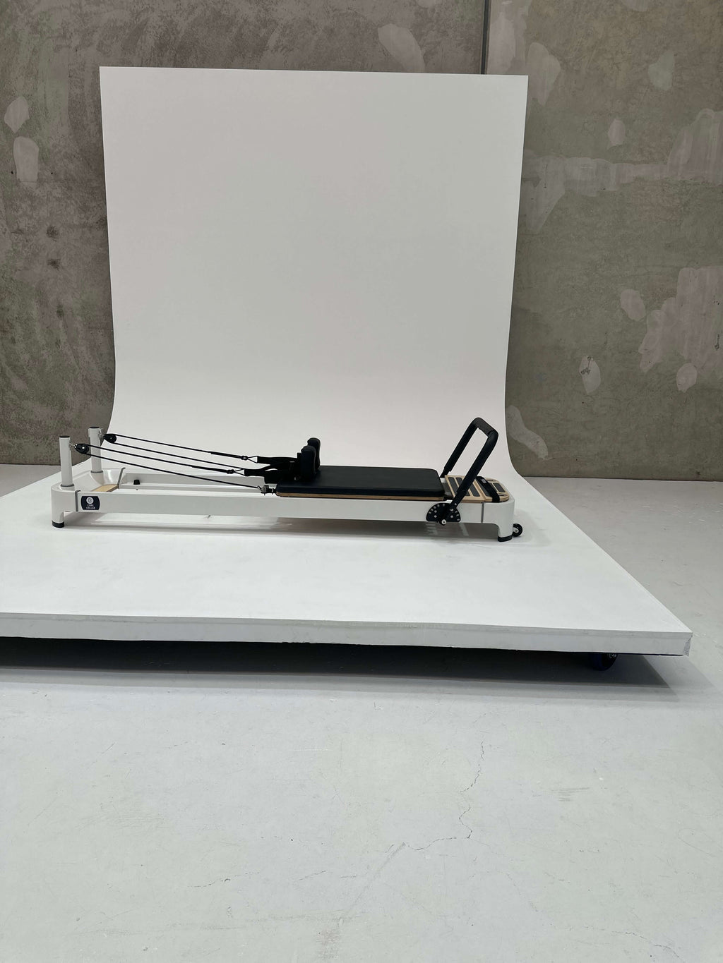 Queen 2.0 Studio Pilates Reformer | 8-Wheel ABEC 7 Carriage for Home & Studio